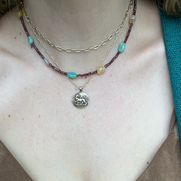 Handmade gemstone layering necklace of garnet, Amazonite and Botswana agate. - Picture 7 of 16